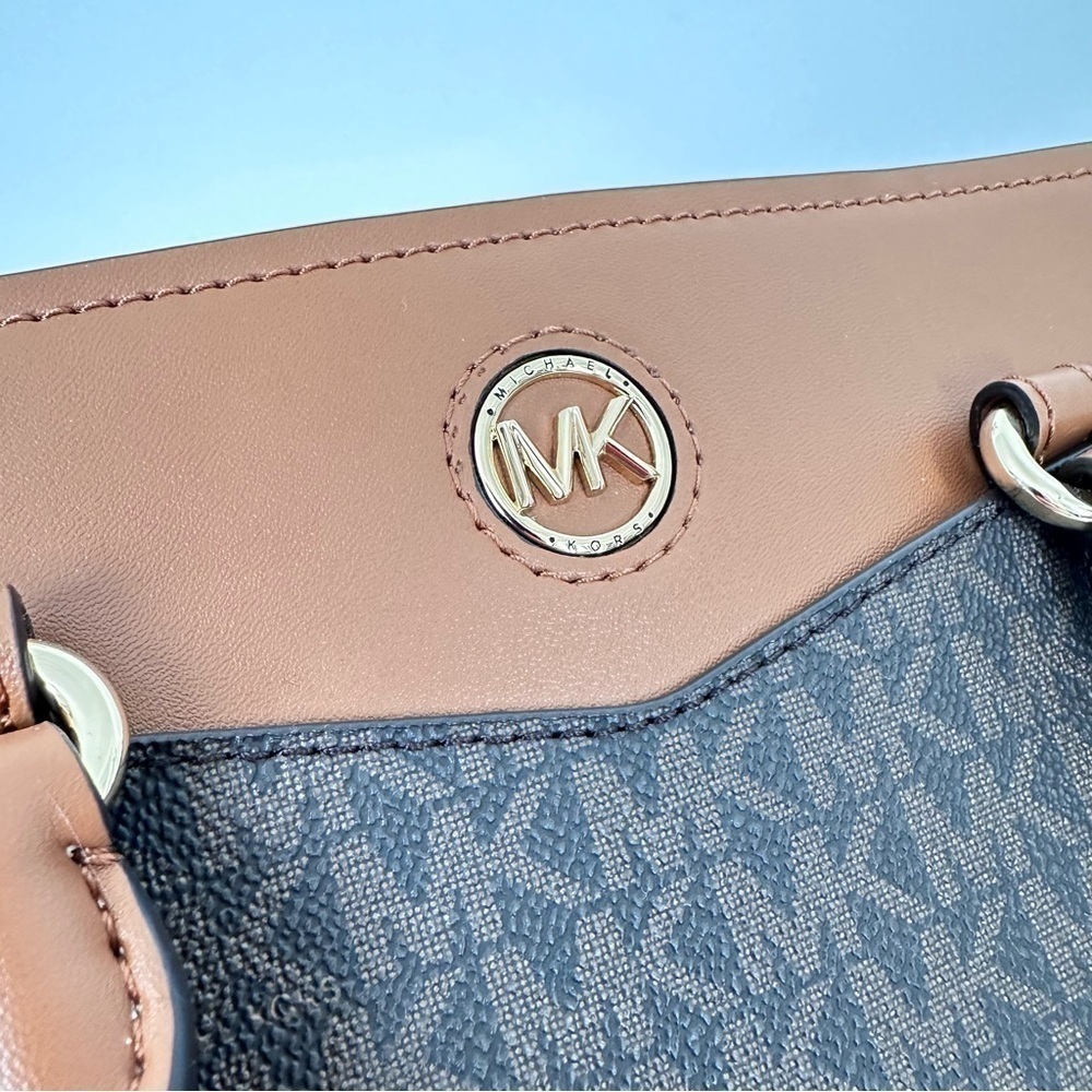 Michael Kors Everly Medium Satchel Crossbody Bag Brown Acorn Designer Purse - Picture 12 of 16